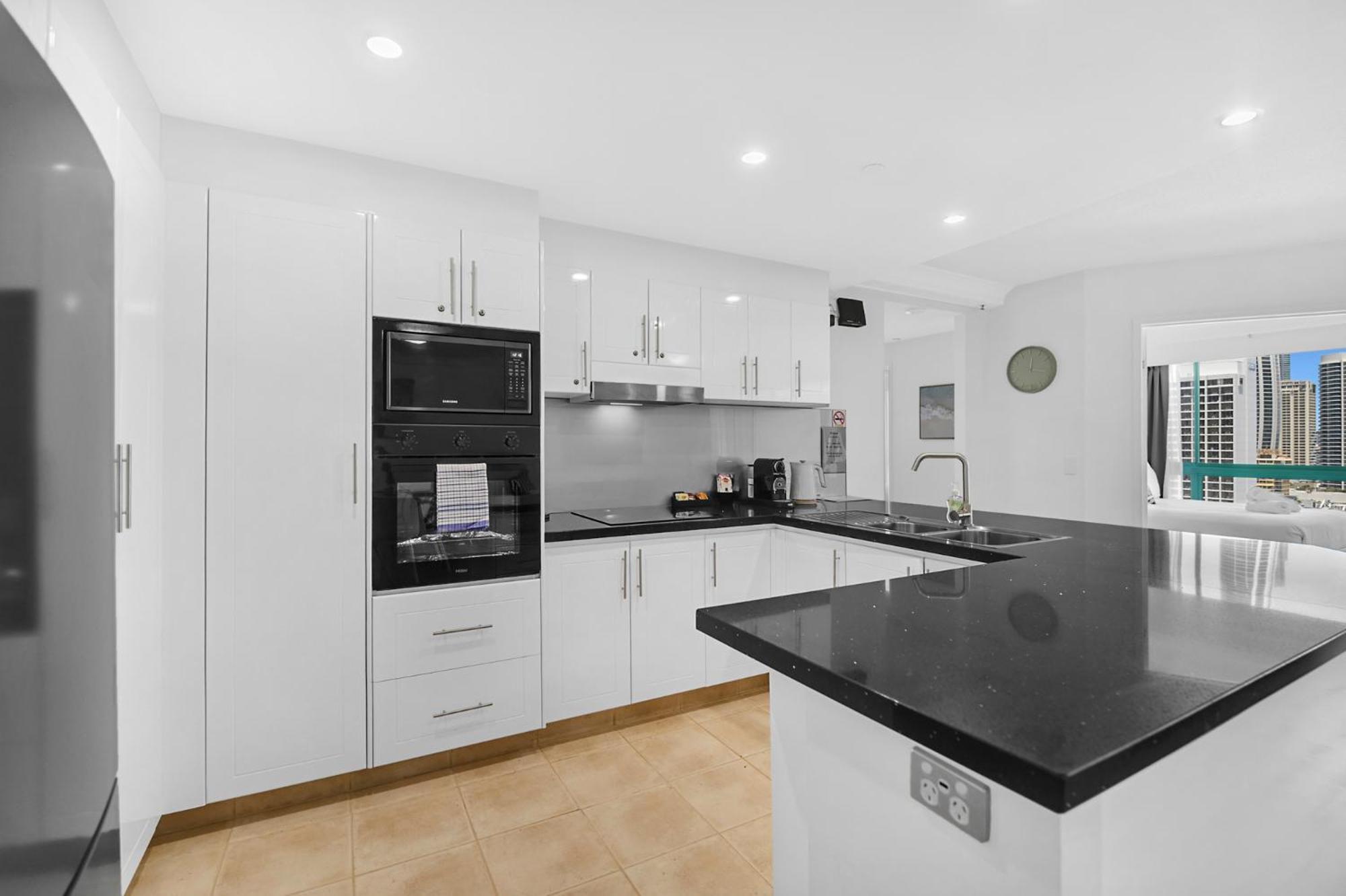 Crown Tower By Serain Residences Gold Coast Exterior foto